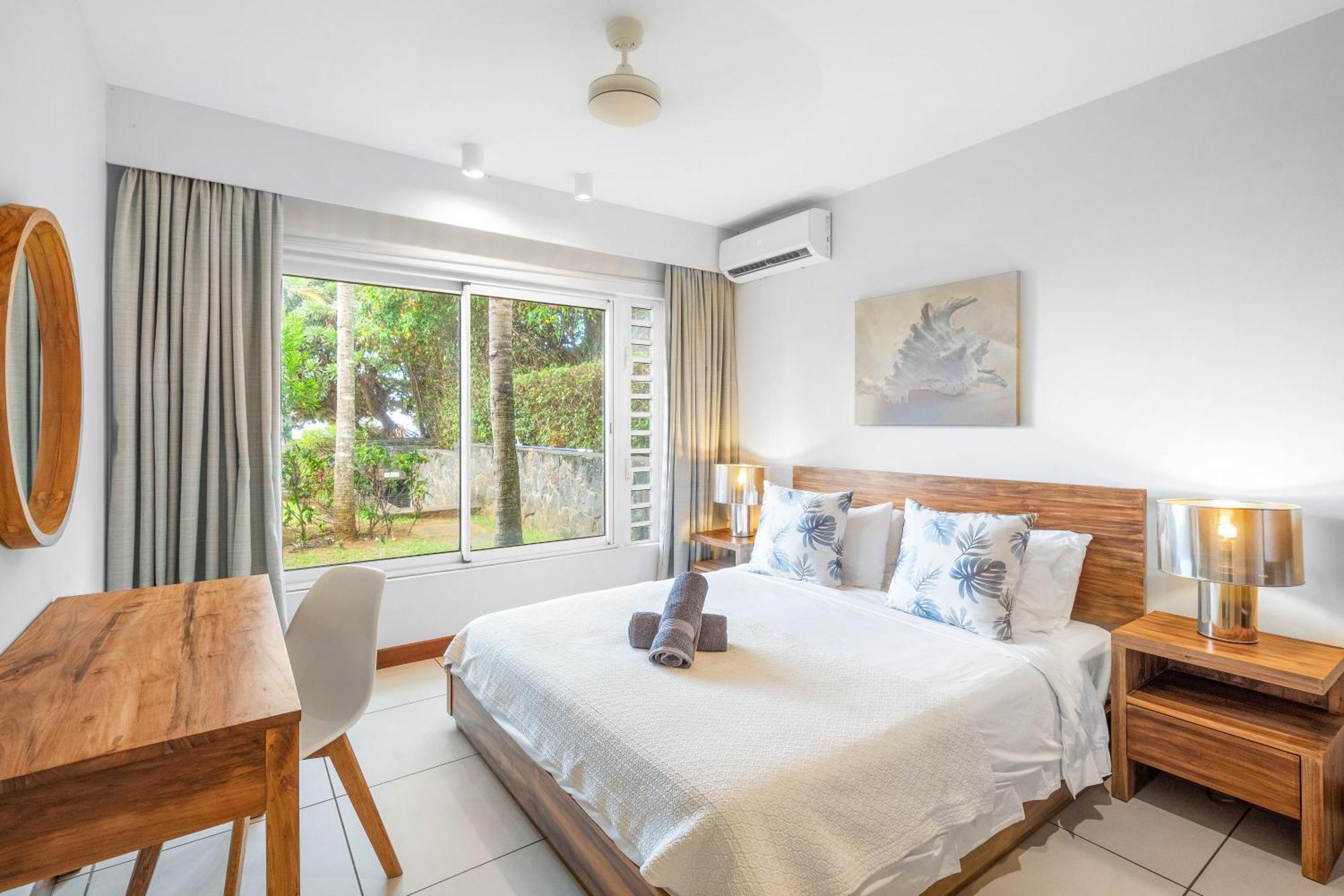 Kanope Bay - Holiday Beachfront Apartments Pointe aux Biches Экстерьер фото